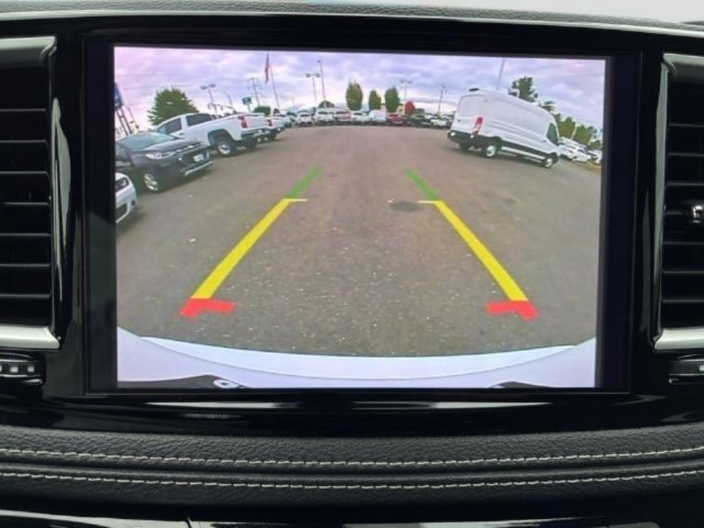 Used 2024 Chrysler Pacifica Touring FWD image 20