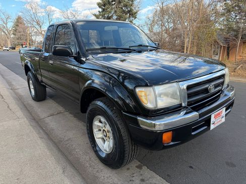 Used 1998 Toyota Tacoma 4x4 Xtracab V6 image 7