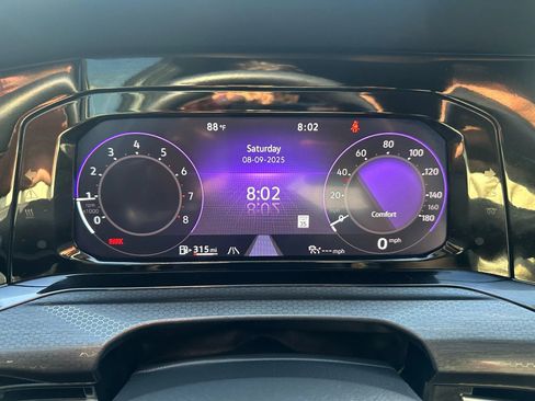 Used 2022 Volkswagen GTI SE image 17