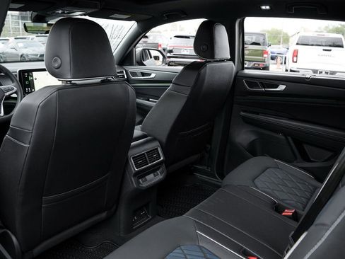 New 2026 Volkswagen Atlas Cross Sport SEL Premium R-Line AWD/4WD image 30