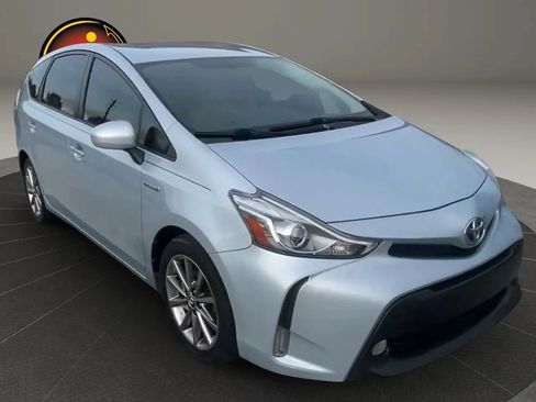Used 2016 Toyota Prius V Five FWD image 58