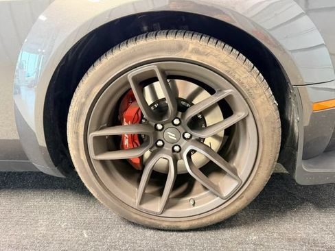 Used 2022 Dodge Challenger R/T Scat Pack RWD image 17