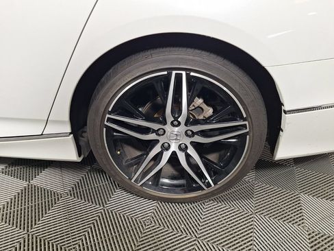 Used 2022 Honda Accord Touring image 26