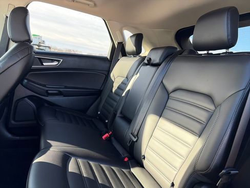 Used 2024 Ford Edge SEL w/ Convenience Package image 28