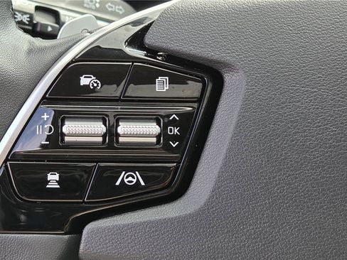 Certified 2023 Kia Niro Wave w/ Wave Preserve Package FWD image 19