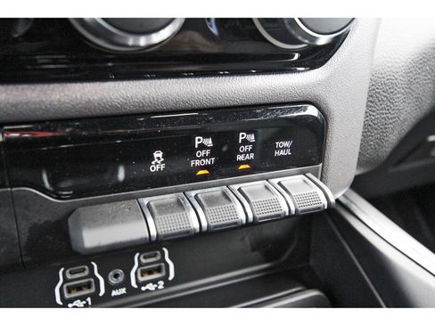 Used 2026 RAM 1500 Lone Star RWD image 28