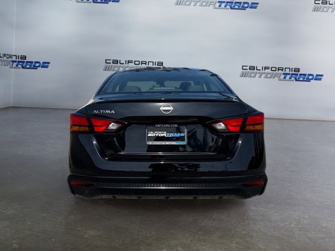 Used 2025 Nissan Altima 2.5 S FWD image 6