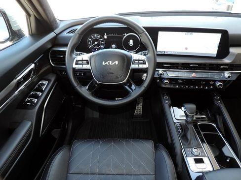 Used 2024 Kia Telluride SX Prestige X-Pro AWD/4WD image 15