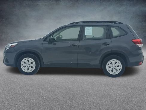 Used 2022 Subaru Forester AWD/4WD image 10