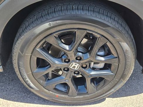 Certified 2024 Honda HR-V Sport image 9