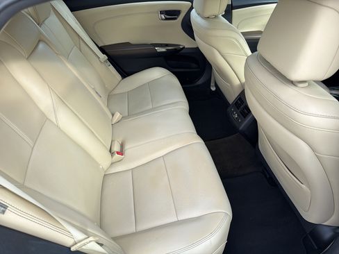Used 2013 Toyota Avalon Limited image 27