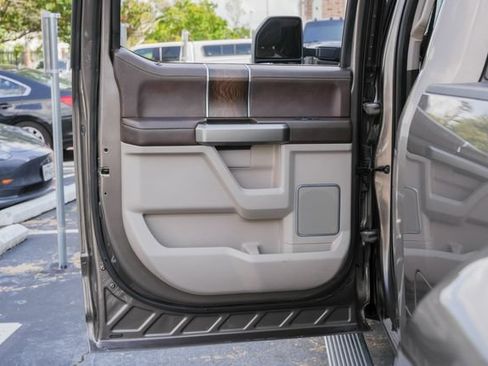 Used 2019 Ford F450 Limited AWD/4WD image 40