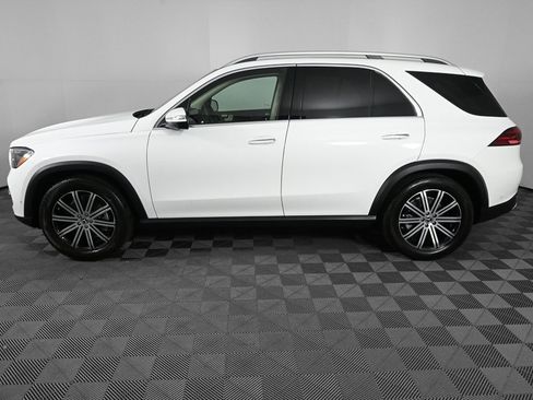 Used 2025 Mercedes-Benz GLE 350 4MATIC image 3