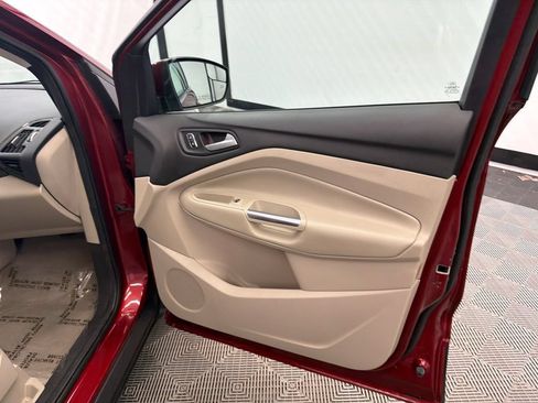 Used 2014 Ford Escape Titanium FWD image 16