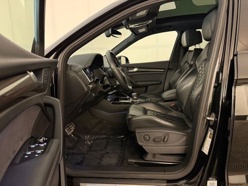 Used 2023 Audi SQ5 Premium Plus w/ Premium Plus Package AWD/4WD image 5