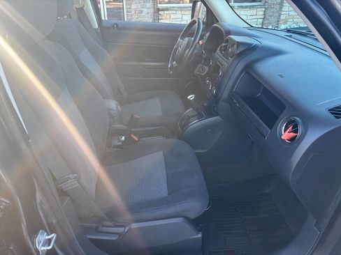 Used 2016 Jeep Patriot Latitude image 17