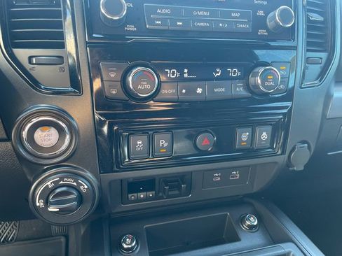 Used 2021 Nissan Titan PRO-4X w/ Pro-4x Convenience Package image 35
