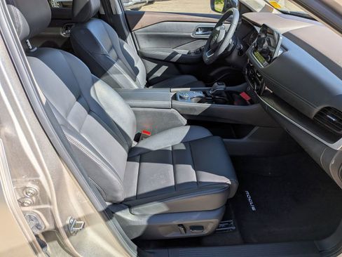 Certified 2021 Nissan Rogue SL w/ Premium Package AWD/4WD image 32
