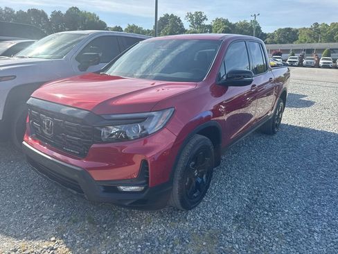 Used 2025 Honda Ridgeline Black Edition image 1