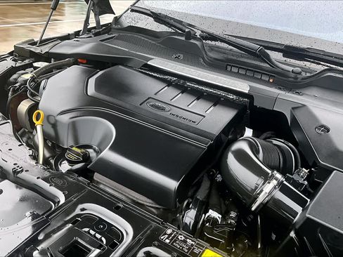 Used 2021 Land Rover Range Rover Evoque R-Dynamic HSE AWD/4WD image 32