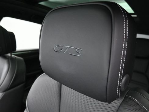 Certified 2026 Porsche Macan GTS AWD/4WD image 10