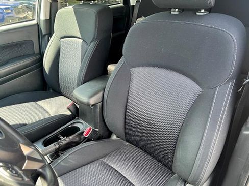 Used 2017 Subaru Forester 2.5i Premium AWD/4WD image 18