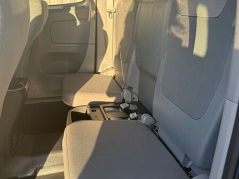 Used 2013 Toyota Tacoma 4x4 Access Cab V6 image 26