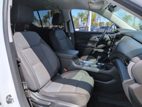 Used 2019 Chevrolet Traverse LT image 31