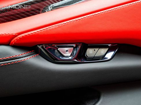 Used 2024 Chevrolet Corvette Stingray Premium Cpe w/ Z51 Performance Package RWD image 99