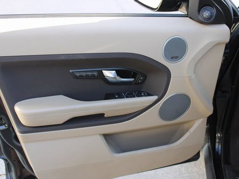 Used 2015 Land Rover Range Rover Evoque Pure Plus image 19