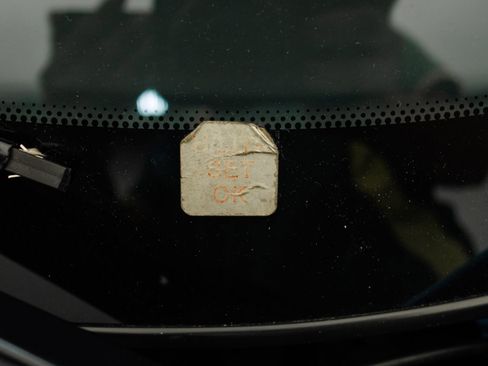 Used 2006 Ford GT image 85