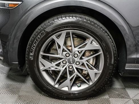 Used 2023 Genesis GV70 2.5T w/ Select Package image 38