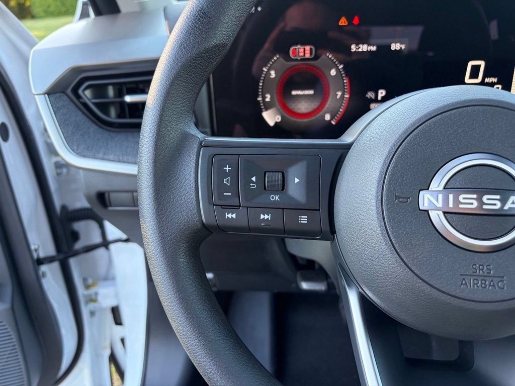 New 2027 Nissan Kicks SV FWD image 15