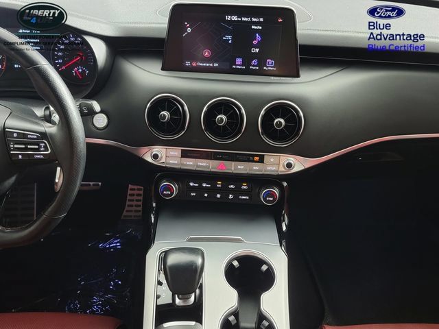 Used 2021 Kia Stinger GT2 AWD/4WD image 21