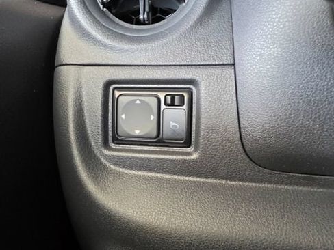 Used 2019 Nissan Versa S Plus FWD image 36