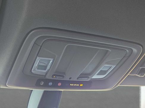 Used 2021 GMC Sierra 1500 SLE image 28