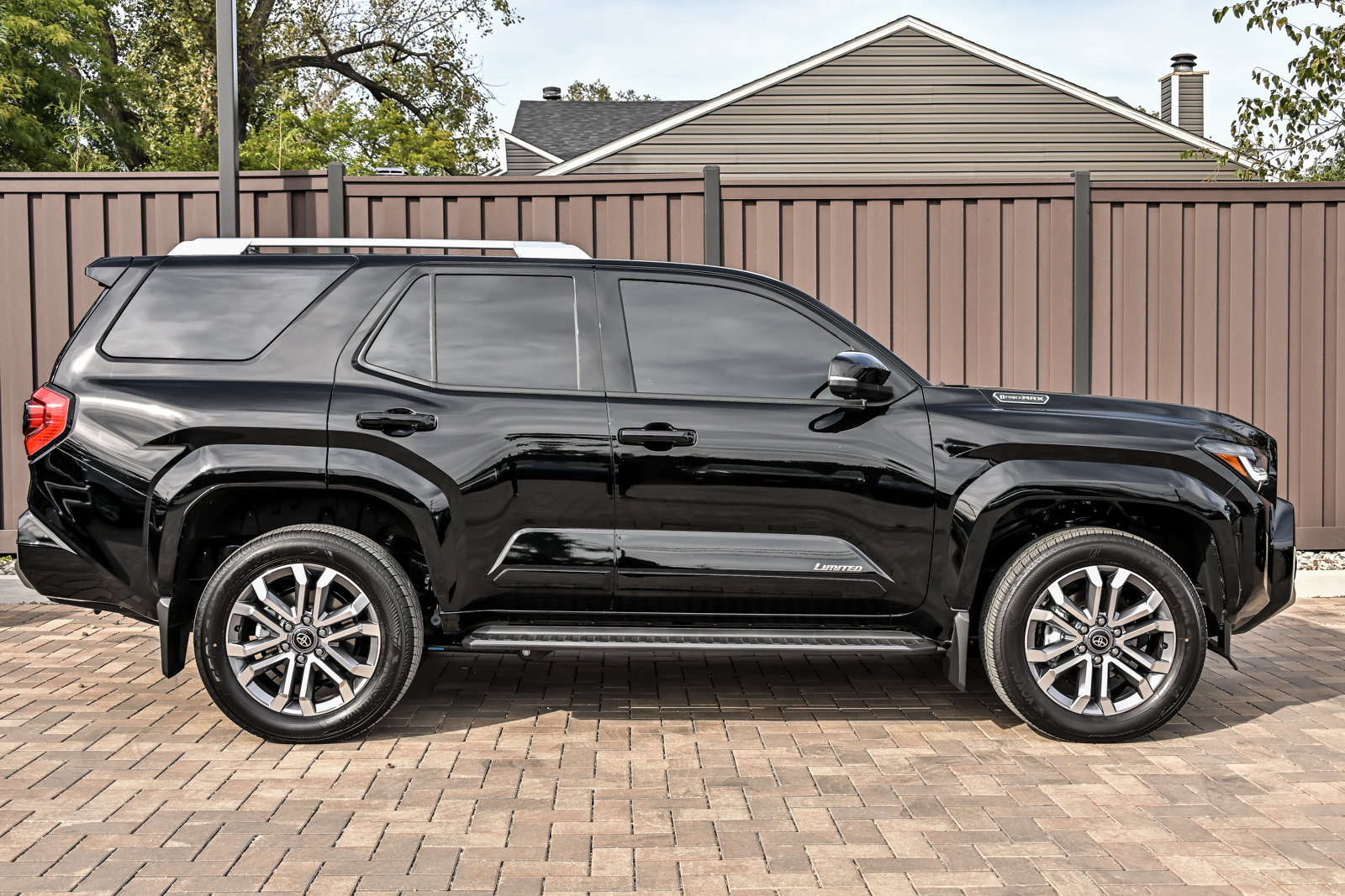 Used 2026 Toyota 4Runner Limited AWD/4WD image 11