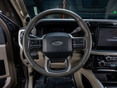 Used 2026 Ford F250 Platinum w/ Platinum Plus Package AWD/4WD image 19