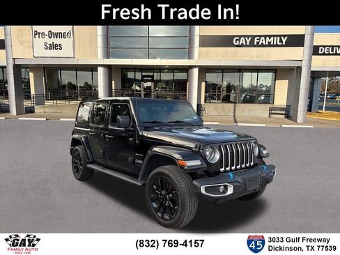 Used 2023 Jeep Wrangler Unlimited Sahara w/ Cold Weather Group image 1