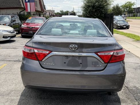 Used 2016 Toyota Camry LE FWD image 4