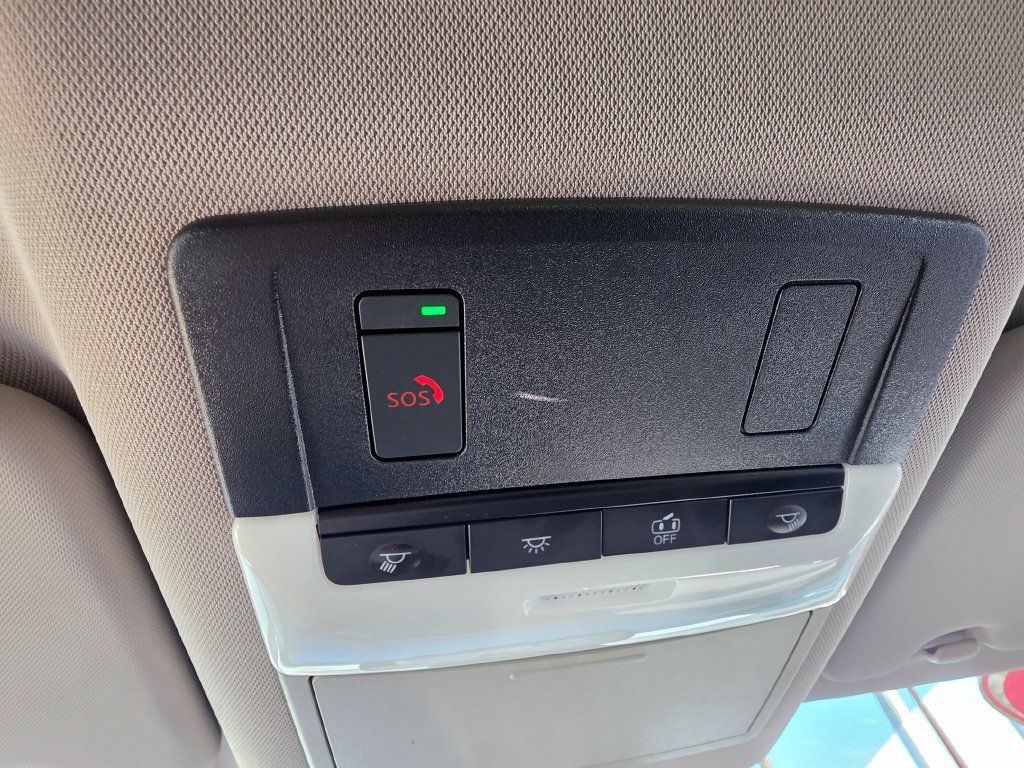 Used 2024 Nissan Rogue SL FWD image 26