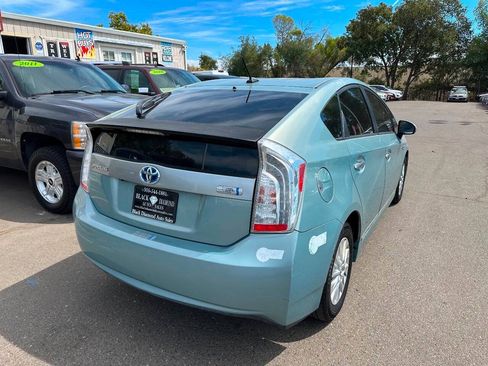 Used 2014 Toyota Prius Prime Plug-In Hybrid FWD image 8