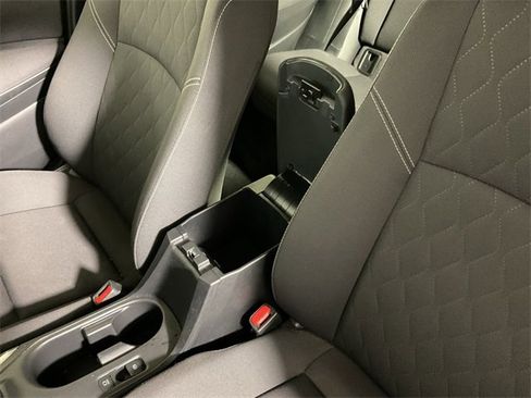 Used 2024 Toyota Corolla LE image 29