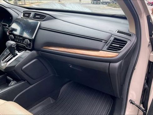 Used 2019 Honda CR-V Touring image 16