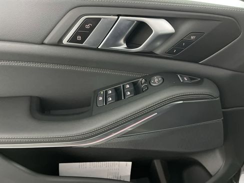 Certified 2023 BMW X5 xDrive40i w/ Premium Package image 11