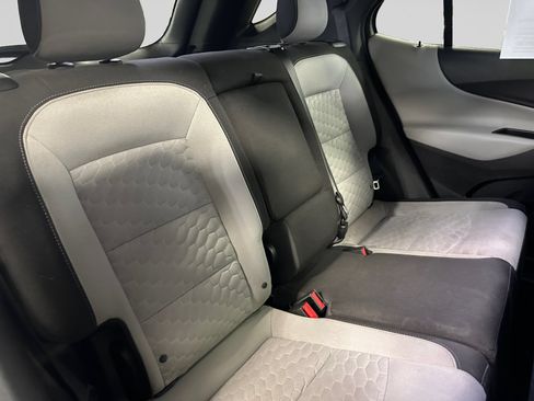 Used 2019 Chevrolet Equinox LT FWD image 23