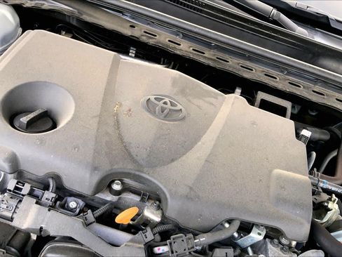 Used 2024 Toyota Camry LE AWD/4WD image 33