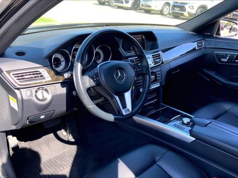 Used 2014 Mercedes-Benz E 350 Sedan image 18