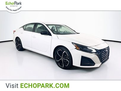 Used 2024 Nissan Altima 2.5 SR