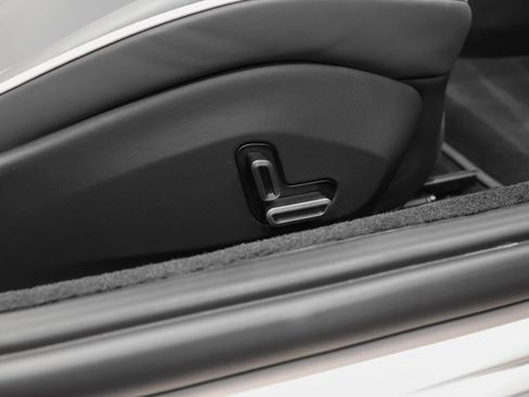 Certified 2024 Ferrari Roma Spider image 21